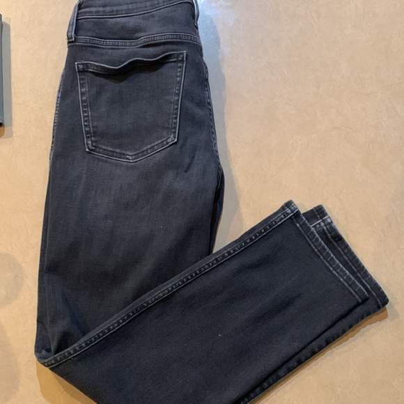 J Crew vintage straight 9" mid rise jeans - Picture 6 of 7